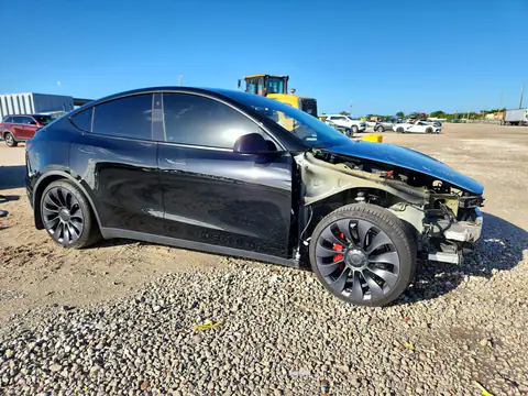 5YJYGDEF7MF252516 — 2021 Tesla Model Y, photo 4 from Copart, Front end