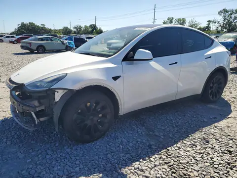 5YJYGDEE0MF092714 Tesla Model Y 2021 — daño Parte delantera, foto antes de reparar