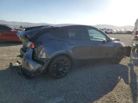 5YJYGDEE9MF097748 — 2021 Tesla Model Y, photo 3 from Copart 27.10.2026, Rear end