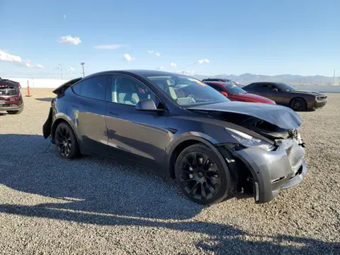5YJYGDEE9MF097748 — 2021 Tesla Model Y, photo 4 from Copart 27.10.2026, Rear end
