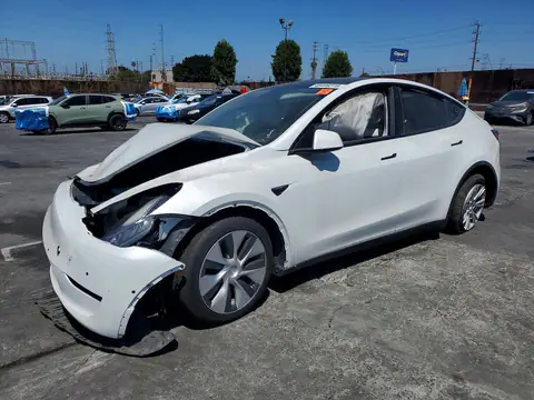 7SAYGDEE8NF341166 — 2022 Tesla Model Y, Передняя часть (Front End), фото до ремонта