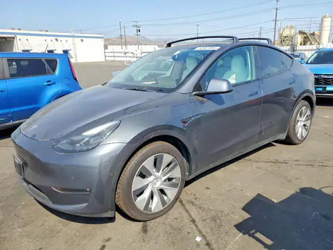 7SAYGAEE1NF558671 — 2022 Tesla Model Y, Front end (Front End), before-repair photos