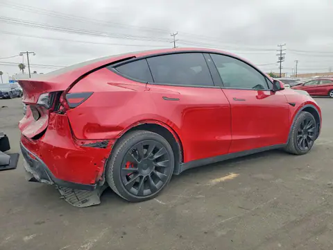 2022 Tesla Model Y VIN 7SAYGAEEXNF561813 фото 3