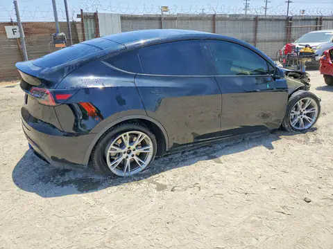 7SAYGDEE6NF322454 — 2022 Tesla Model Y, photo 3 from Copart 19.10.2026, Front end