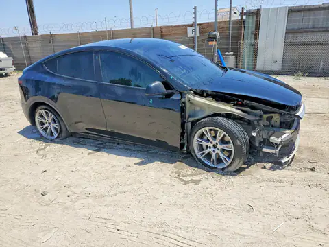 7SAYGDEE6NF322454 — 2022 Tesla Model Y, photo 4 from Copart 19.10.2026, Front end
