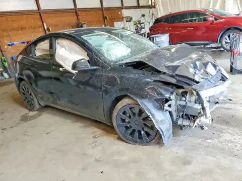 7SAYGAEE4NF361896 — 2022 Tesla Model Y, фото 4 з Copart 24.09.2026, Пошкодження з усіх боків