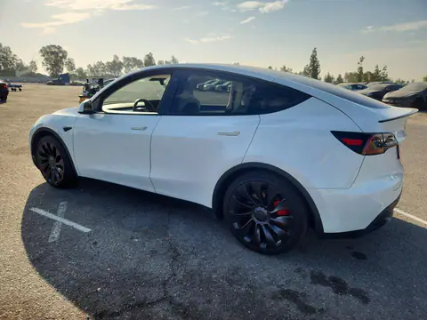 7SAYGDEFXNF495466 — 2022 Tesla Model Y, фото 2 с аукциона Copart 29.09.2026, Передняя часть