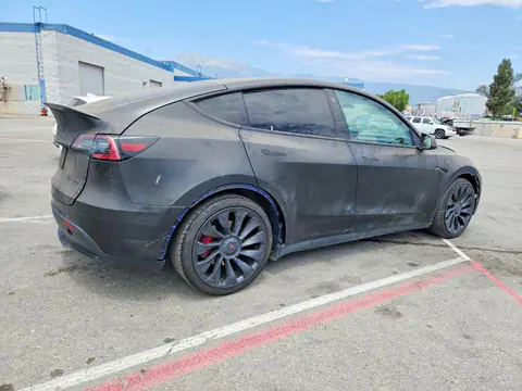 2022 Tesla Model Y VIN 7SAYGDEF9NF387615 фото 3