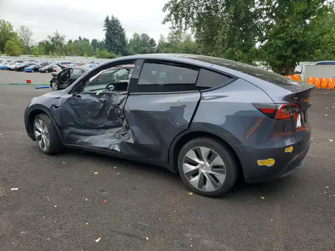 7SAYGDEE8NF454714 — 2022 Tesla Model Y, zdjęcie 2 z Copart 30.09.2026, Bok