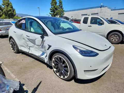7SAYGDEF8NF538346 — 2022 Tesla Model Y, фото 4 з Copart 20.10.2026, Передня частина