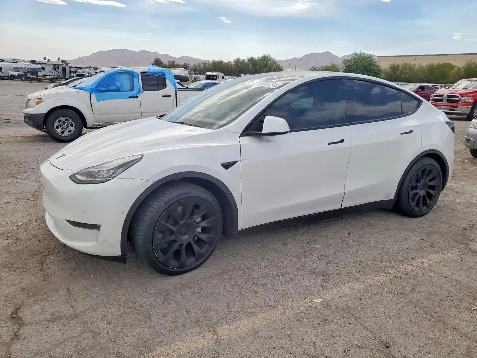 7SAYGAEE6NF316538 Tesla Model Y 2022 — повреждение Задняя часть, фото до ремонта