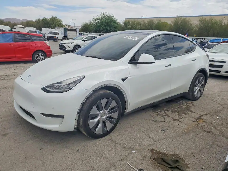 7SAYGDEE1NA012001 Tesla Model Y 2022 — daño Parte delantera, foto antes de reparar