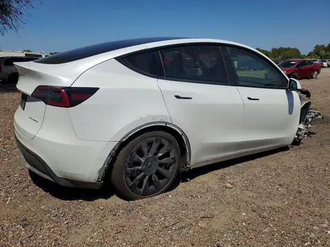 2022 TESLA MODEL Y VIN 7SAYGDEE6NA010454 фото 3