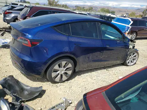 7SAYGAEE3NF493127 — 2022 Tesla Model Y, photo 3 from Copart 13.10.2026, Front end