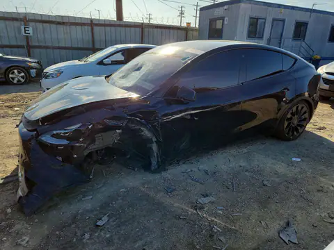 2022 Tesla Model Y VIN 7SAYGDEFXNF338505 фото 1