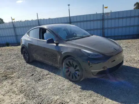 7SAYGDEF2NF414203 — 2022 Tesla Model Y, photo 4 from Copart 24.09.2026, Rear end