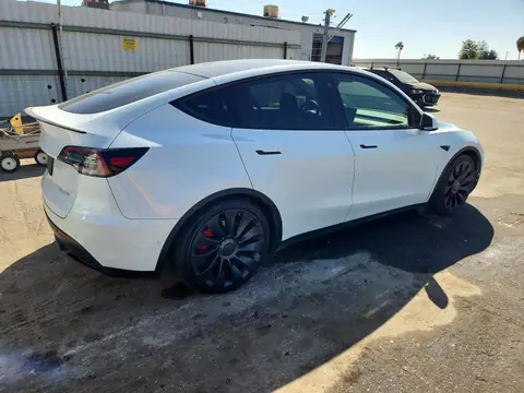7SAYGDEF7NF410230 — 2022 Tesla Model Y, фото 3 с аукциона Copart 16.10.2026, Боковая часть