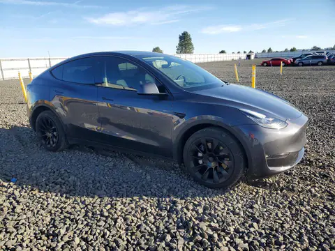 2022 TESLA MODEL Y VIN 7SAYGDEE0NA006075 фото 4