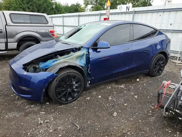 7SAYGDEE0NF386019 Tesla Model Y 2022 — повреждение Передняя часть, фото до ремонта