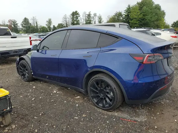 7SAYGDEE0NF386019 — 2022 Tesla Model Y, фото 2 с аукциона Copart, Передняя часть