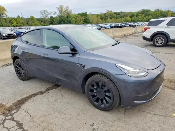 7SAYGDEE2NA009267 — 2022 Tesla Model Y, zdjęcie 4 z Copart, Tył