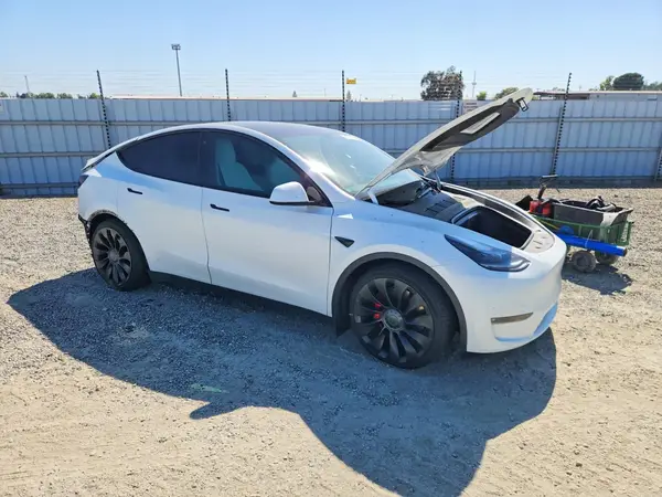 7SAYGDEF8NF453605 — 2022 Tesla Model Y, фото 4 с аукциона Copart 29.09.2026, Задняя часть