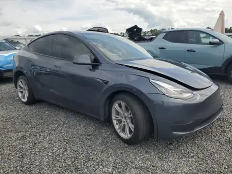 7SAYGDEE6NA022782 — 2022 Tesla Model Y, zdjęcie 4 z Copart, Przód