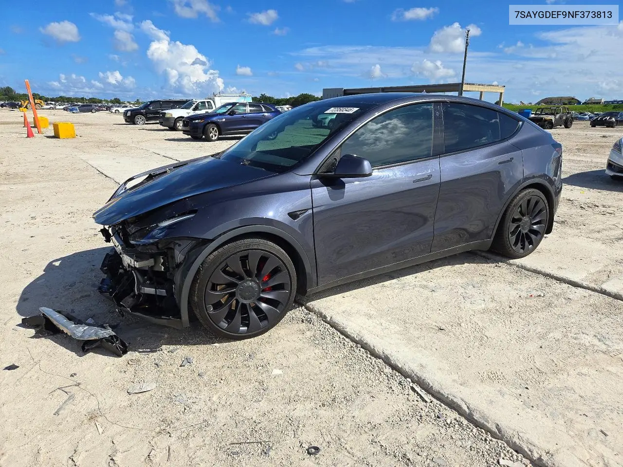 2022 Tesla Model Y VIN 7SAYGDEF9NF373813 фото 1