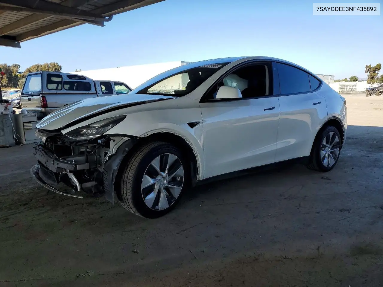 2022 Tesla Model Y VIN 7SAYGDEE3NF435892 фото 1
