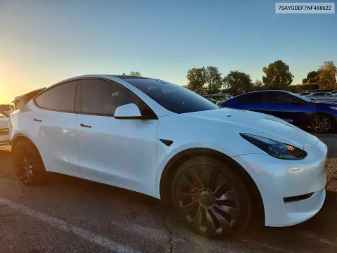 2022 Tesla Model Y VIN 7SAYGDEF7NF488622 фото 4