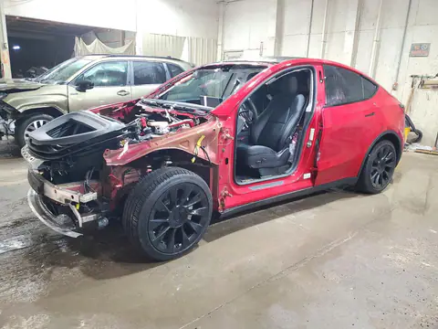7SAYGAEE1NF364528 — 2022 Tesla Model Y, Бокова частина, фото до ремонту