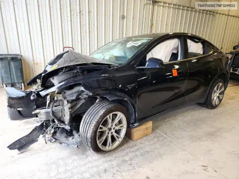 7SAYGDEE7NF329932 — 2022 Tesla Model Y, Przód, zdjęć przed naprawą