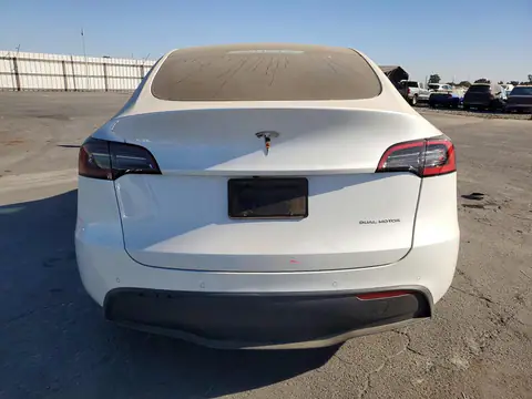 7SAYGAEE9NF490751 — 2022 Tesla Model Y, zdjęcie 6 z Copart, Przód