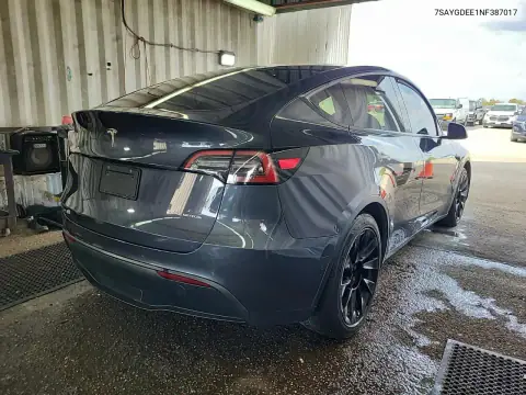 7SAYGDEE1NF387017 — 2022 Tesla Model Y, фото 4 с аукциона Copart 20.10.2026, Естественный износ