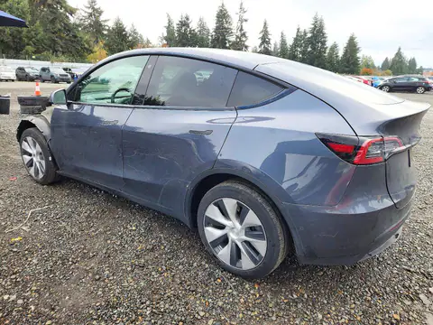7SAYGDEE9NF486040 — 2022 Tesla Model Y, foto 2 de Copart 30.10.2026, Parte delantera