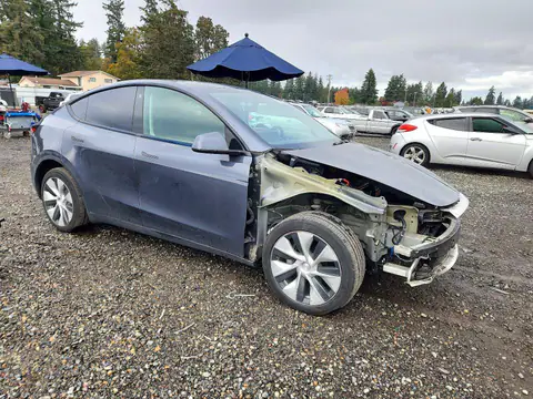 7SAYGDEE9NF486040 — 2022 Tesla Model Y, foto 4 de Copart 30.10.2026, Parte delantera