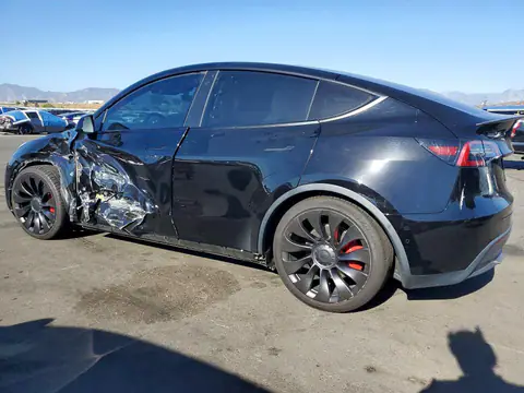 7SAYGDEF9NF394788 — 2022 Tesla Model Y, photo 2 from Copart 28.10.2026, Side