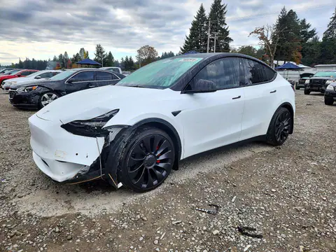 7SAYGDEF0NF545713 — 2022 Tesla Model Y, Parte delantera (Front End), fotos antes de reparar