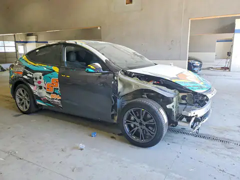 2023 TESLA MODEL Y VIN 7SAYGDED2PF940185 фото 4