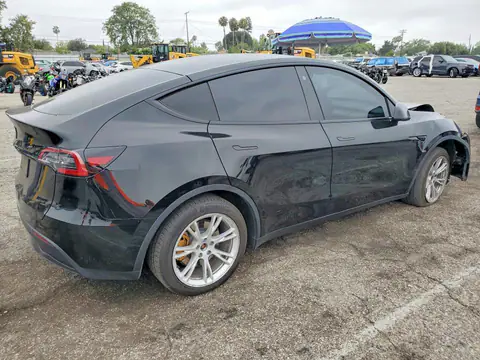 7SAYGDEE1PA096422 — 2023 Tesla Model Y, photo 3 from Copart 16.10.2026, Front end