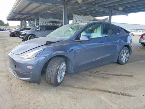 2023 Tesla Model Y VIN 7SAYGDEE5PF823161 фото 1