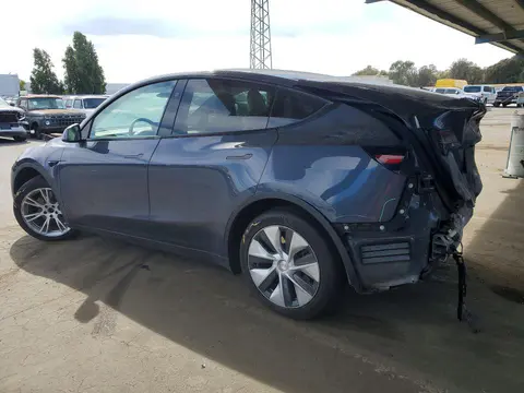 2023 Tesla Model Y VIN 7SAYGDEE5PF823161 фото 2
