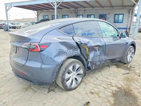 7SAYGDEE4PA167483 — 2023 Tesla Model Y, фото 3 з Copart 26.10.2026, Бокова частина