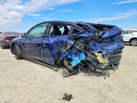 2023 Tesla Model Y VIN 7SAYGDEE8PF900461 фото 2