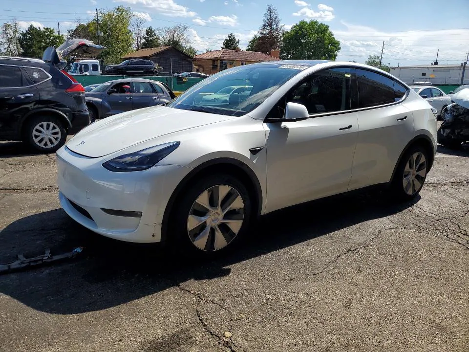 2023 Tesla Model Y VIN 7SAYGAEE8PF714224 фото 1