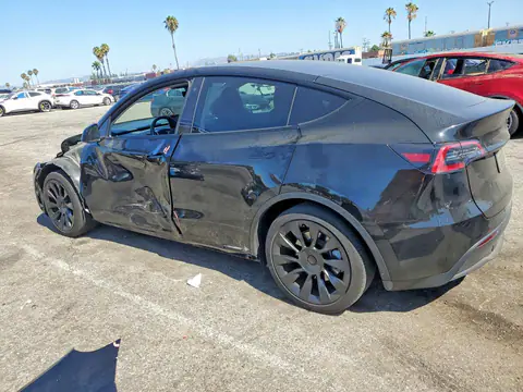 7SAYGAEE0PF634853 — 2023 Tesla Model Y, photo 2 from Copart 16.10.2026, Side