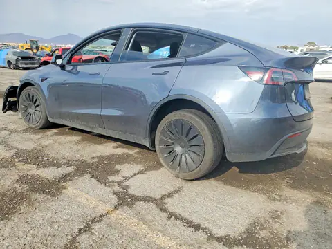 7SAYGDEE7PF929238 — 2023 Tesla Model Y, фото 2 с аукциона Copart 29.09.2026, Боковая часть