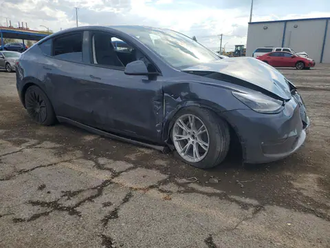 7SAYGDEE7PF929238 — 2023 Tesla Model Y, фото 4 с аукциона Copart 29.09.2026, Боковая часть