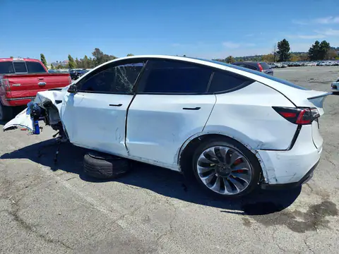 7SAYGDEF9PF922011 — 2023 Tesla Model Y, zdjęcie 2 z Copart 23.10.2026, Przód