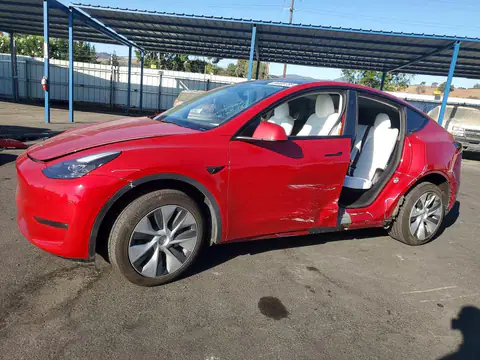 7SAYGDEE9PF806587 — 2023 Tesla Model Y, Bok (Side), zdjęć przed naprawą